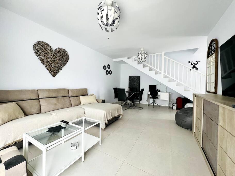 Lovely Villa Sanmar, Heated Pool Playa Blanca  Buitenkant foto